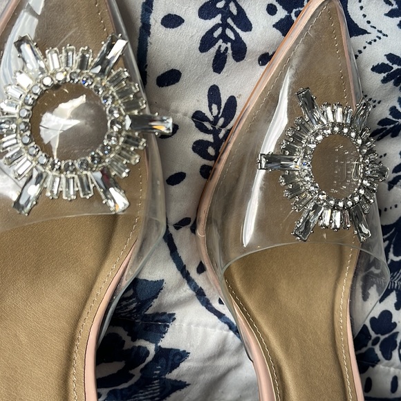 Cinderella style heels - Picture 2 of 4